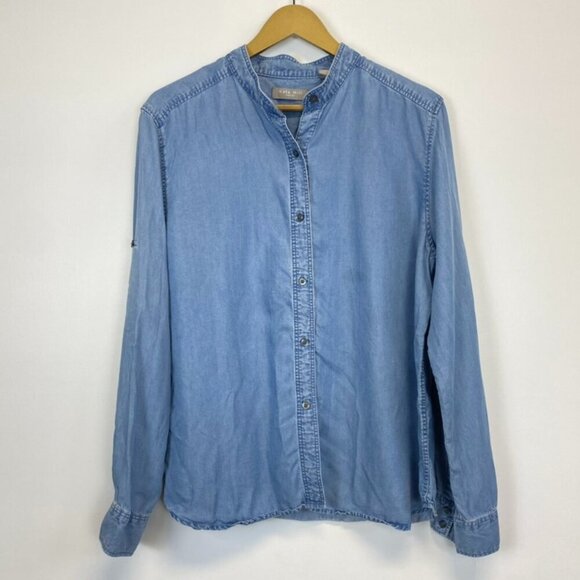 Kate Hill Denim Chambray Button Down Top - Picture 1 of 9